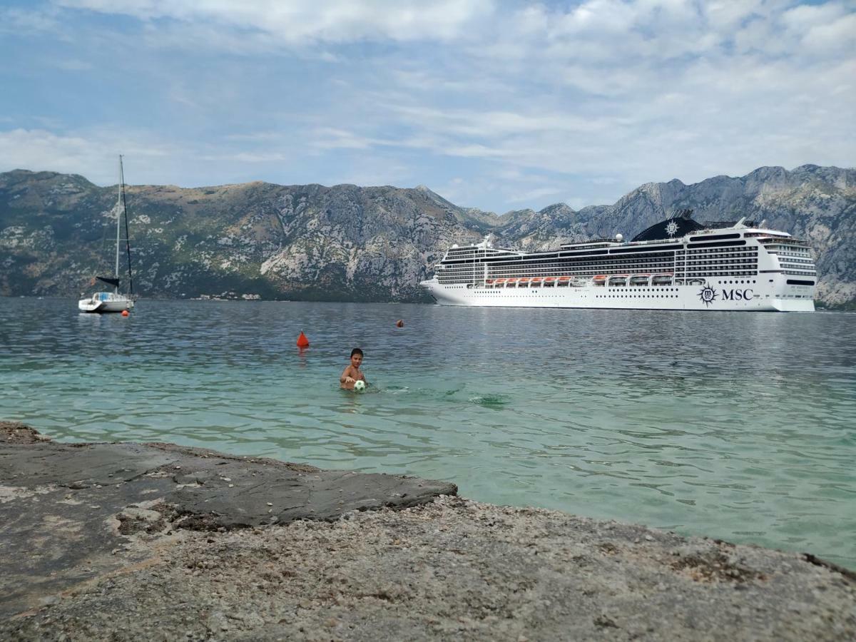 Apartments Jelena Kotor Exterior photo